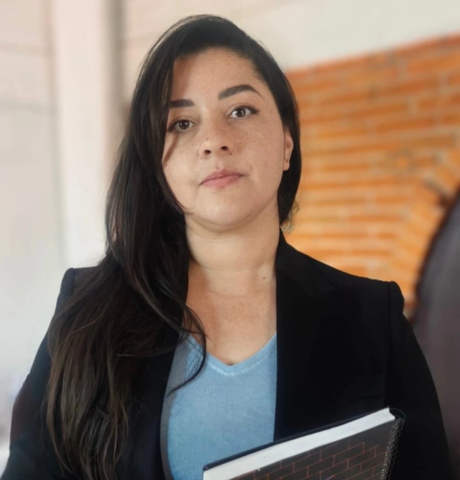 Laura Barcena